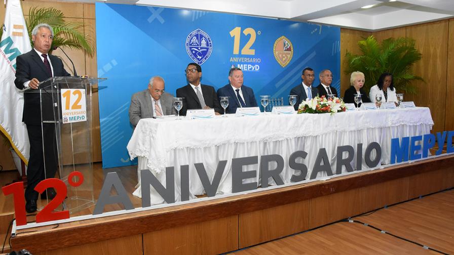 Ministro de Economía rechaza que Pacto Fiscal se aplace por política