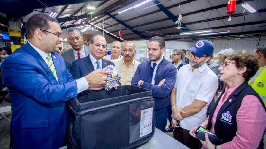 JCE y Comisión del diálogo nacional supervisan trabajos de organización elecciones 