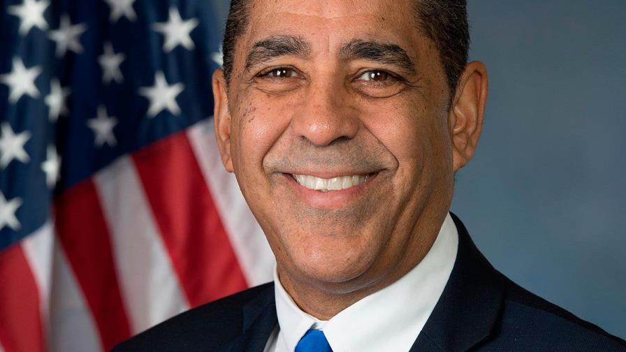 Adriano Espaillat da positivo al COVID-19 luego de recibir las dos dosis de la vacuna Adriano Espaillat da positivo al COVID-19 luego de recibir las dos dosis de la vacuna
