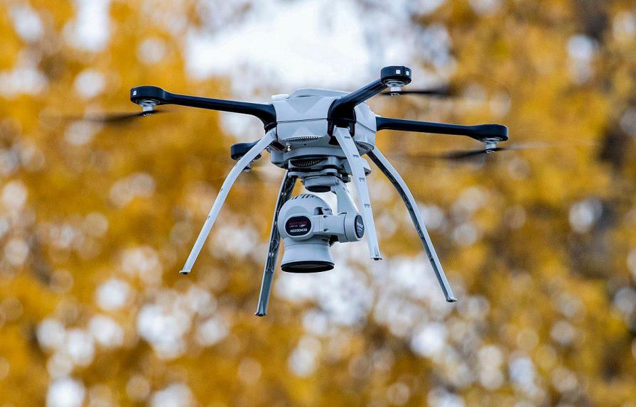 La Policía detiene a un hombre que usaba dron para traficar heroína en EE.UU.