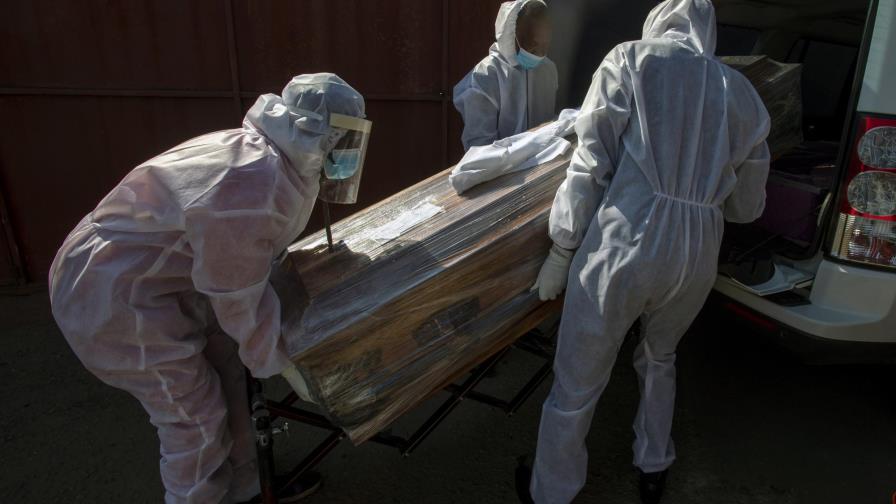 Reportan discrepancia en cifra de muertes en Sudáfrica