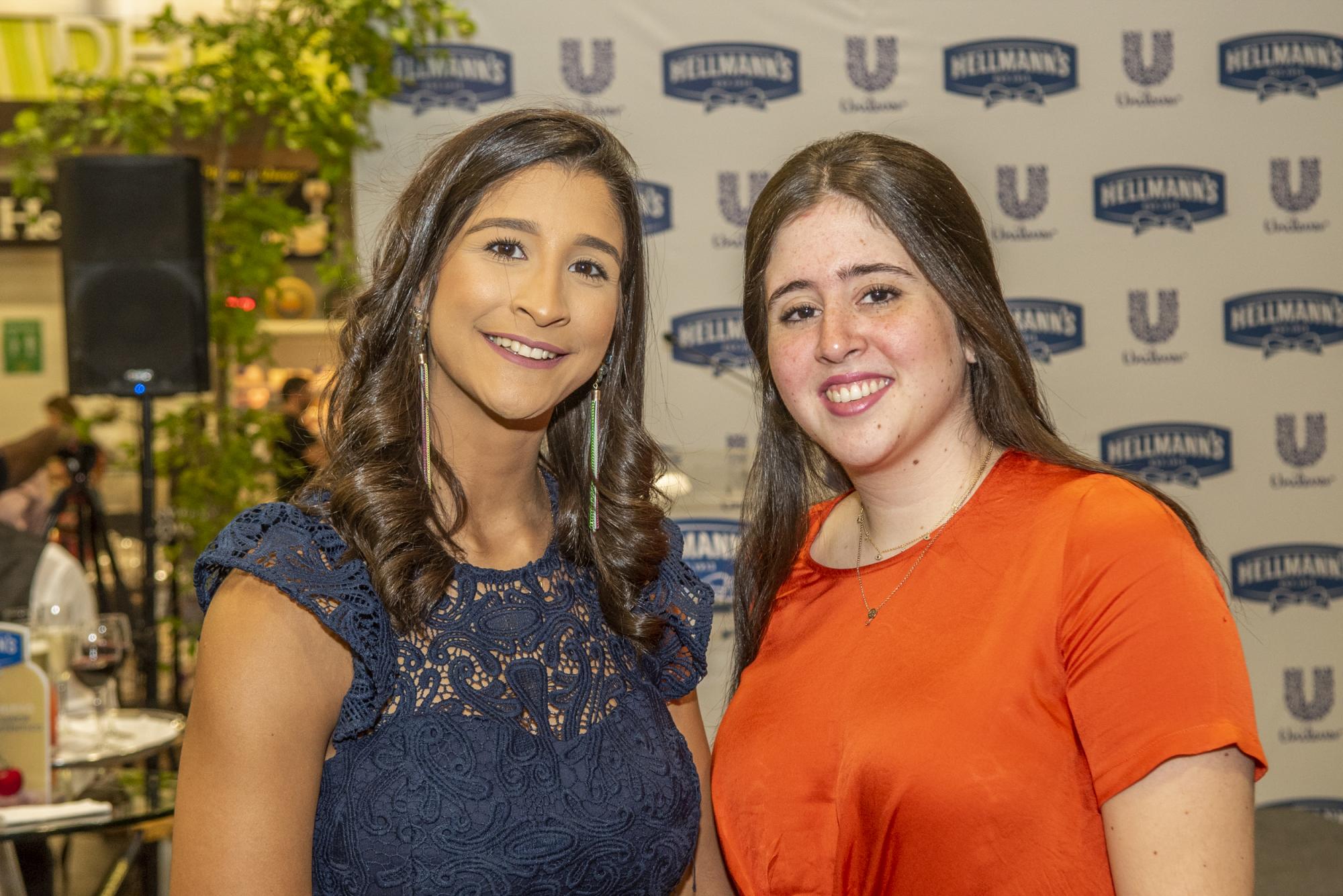 Emilia Espaillat y Camila Latour.