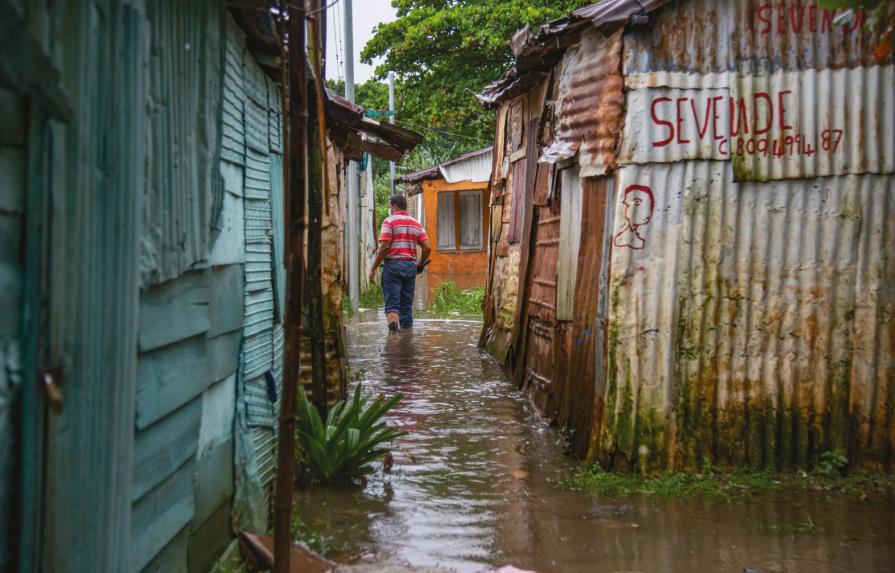 Tormenta Fred dejó 4,025 desplazados, miles sin agua ni energía y zonas aisladas