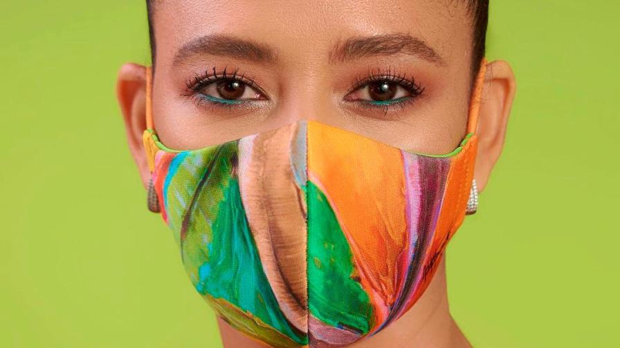 Adolfo Faringthon estrena colección de mascarillas inspiradas en el otoño
