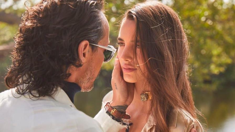¿Marc Anthony exhibe nuevo amor?