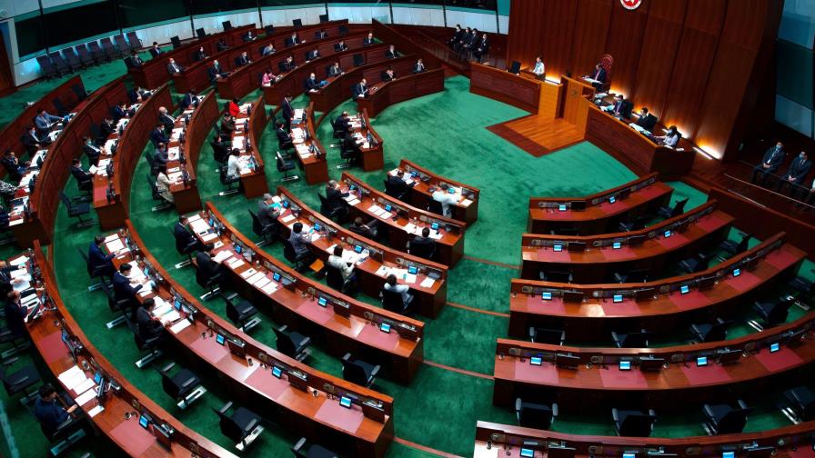 China reduce drásticamente los escaños electos en Hong Kong China reduce drásticamente los escaños electos en Hong Kong