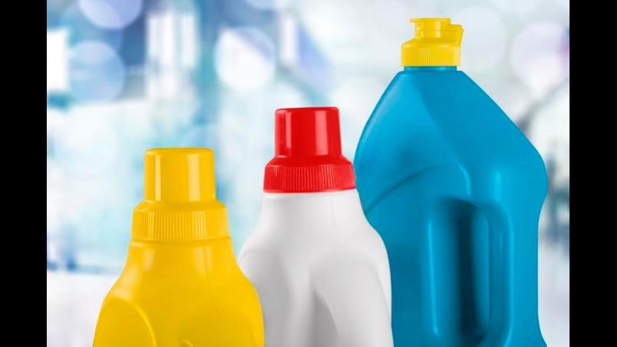 Cómo preparar la dilución de lejía (cloro) para desinfectar superficies  