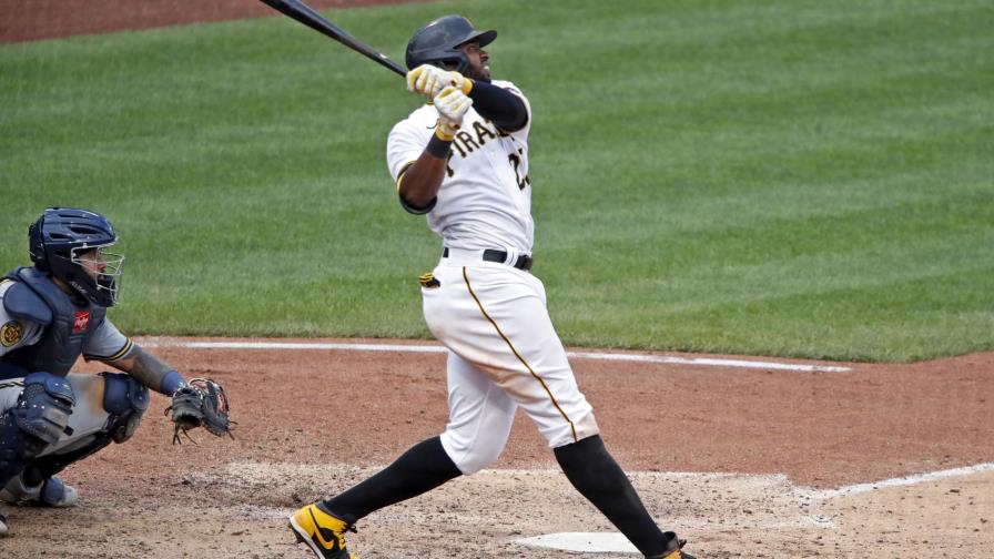 Polanco define con jonrón triunfo de Piratas ante Cerveceros