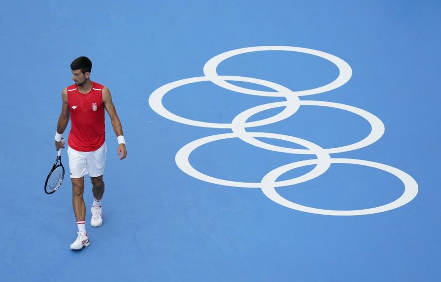 Djokovic sabe que la historia está en juego en Tokio