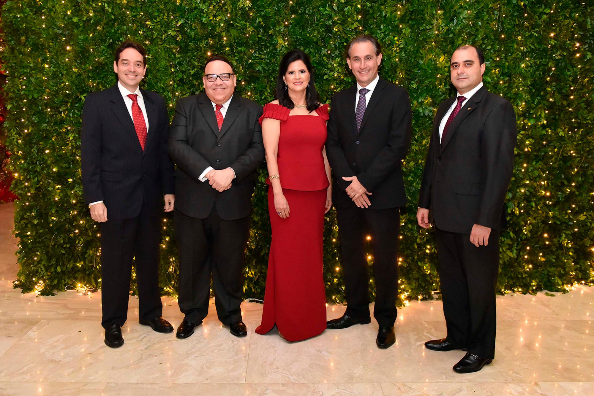 Riccio Hermida, Miguel Reyes, Carolina Ramos, Julio Andújar y Rafael Capellán.