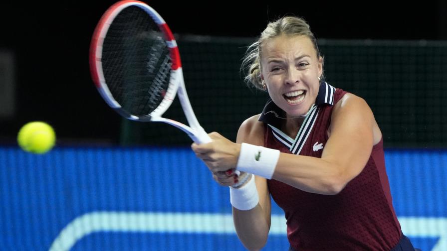 Kontaveit enfrenta a Alexandrova en final en Moscú