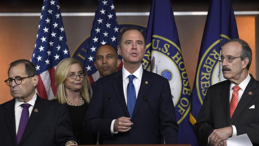 Sondeo muestra apoyo a pesquisa de juicio político a Trump Sondeo muestra apoyo a pesquisa de juicio político a Trump