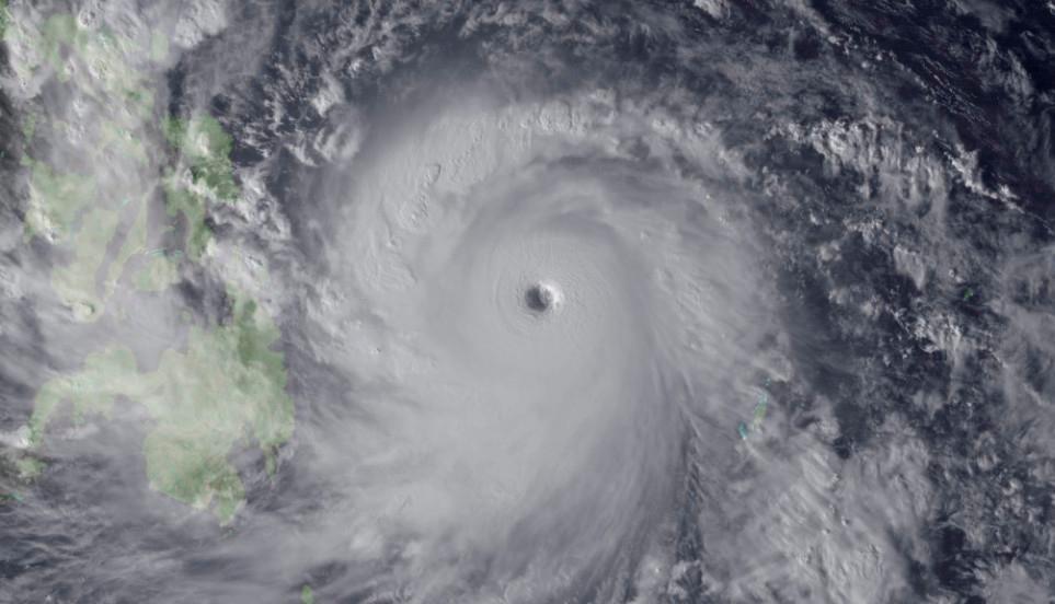 Filipinas: 100.000 desplazados ante la llegada de un tifón