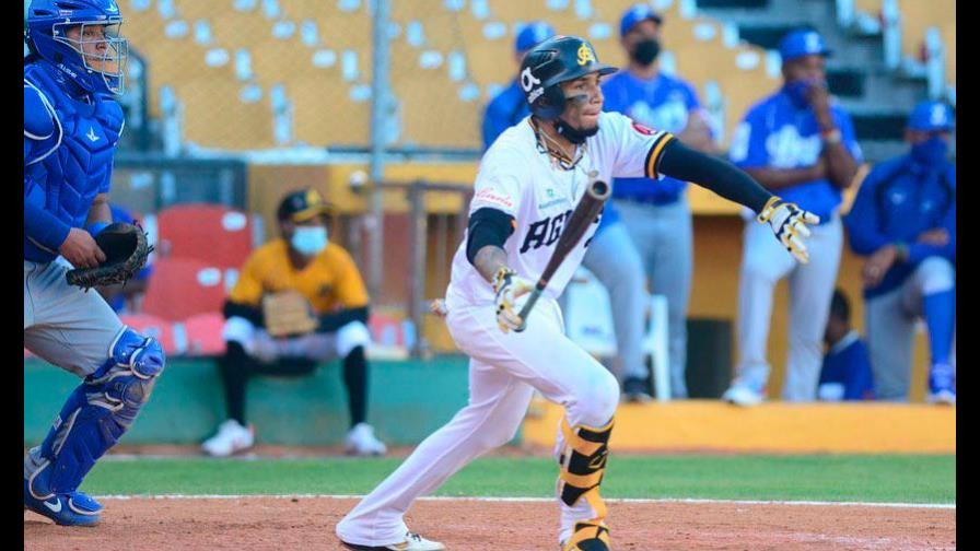 Camargo selló el boleto a la postemporada de las Águilas con sencillo decisivo