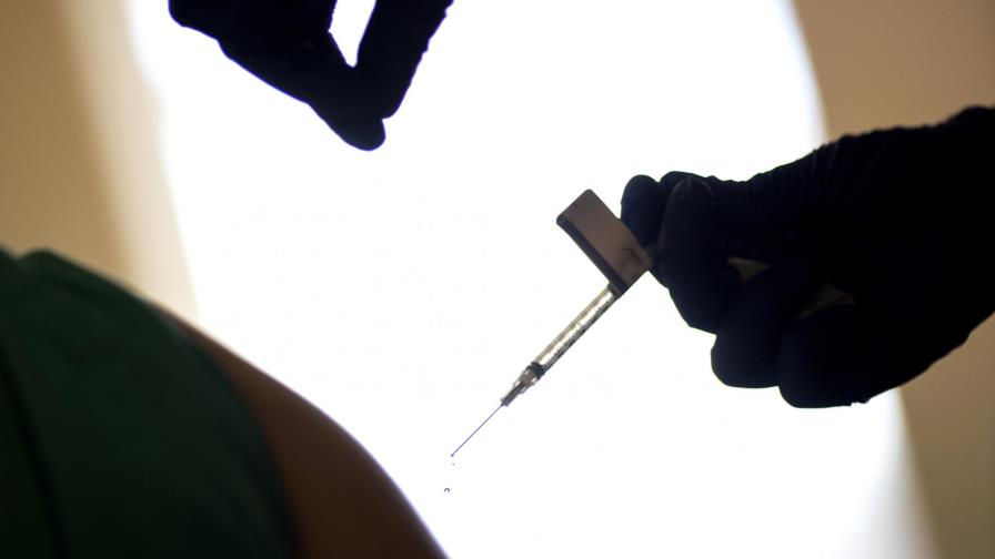 Dosis extra de vacuna de COVID protegería a trasplantados Dosis extra de vacuna de COVID protegería a trasplantados