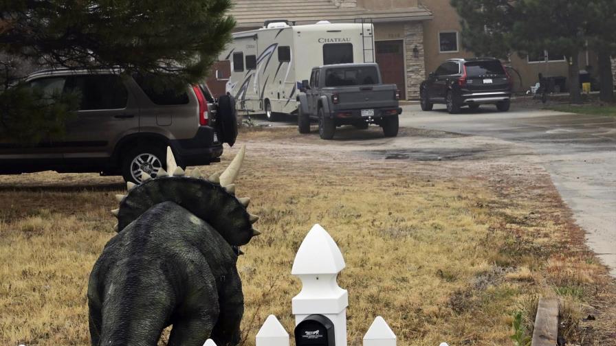 Padres y 2 hijos muertos en homicidio-suicidio en Colorado