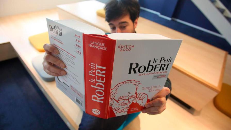 Pronombre neutro en diccionario francés genera debate