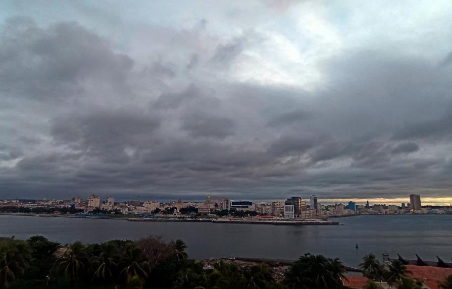 La tormenta Elsa sale de Cuba con lluvias de cola y amenaza Florida