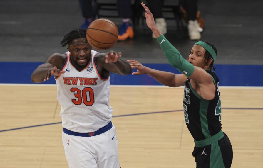Knicks derrotan a Celtics, aseguran 4to puesto en el Este