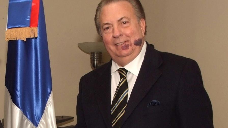 Cultura explica motivos derribo de árboles en la Plaza de la Cultura Cultura explica motivos derribo de árboles en la Plaza de la Cultura