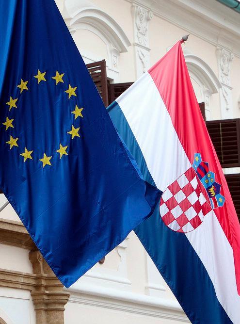 Croacia suspende a diplomática por comentarios racistas