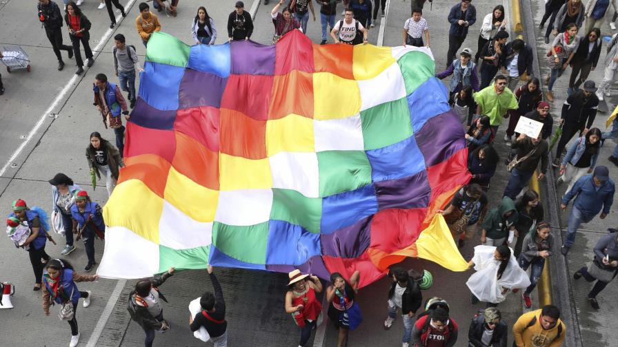 Gobierno de Colombia acepta dialogar con comité del paro Gobierno de Colombia acepta dialogar con comité del paro