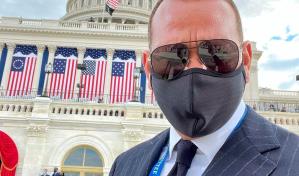 Alex Rodríguez estuvo entre los presentes en la toma de posesión de Biden