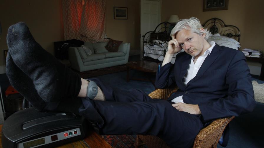 México ofrece asilo y protección a Julian Assange