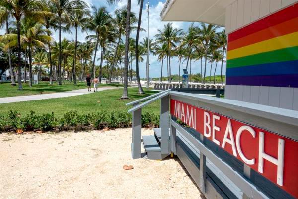 Las playas de Miami Beach seguirán cerradas hasta junio