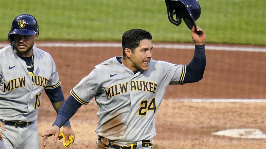 Houser, Cain y Urías llevan a Cerveceros al triunfo