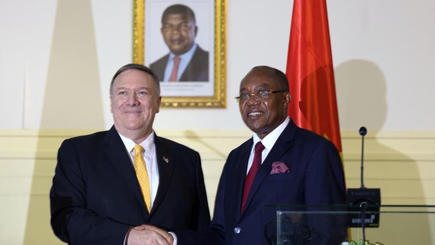 Pompeo elogia al presidente de Angola en visita oficial Pompeo elogia al presidente de Angola en visita oficial