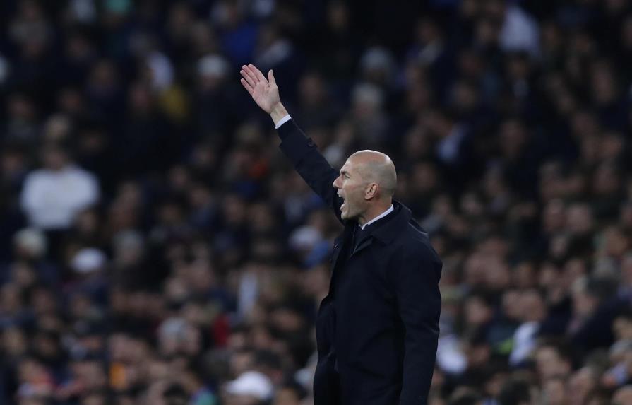 Con rotaciones, Zinedine Zidane busca motivar a todos en el Madrid
