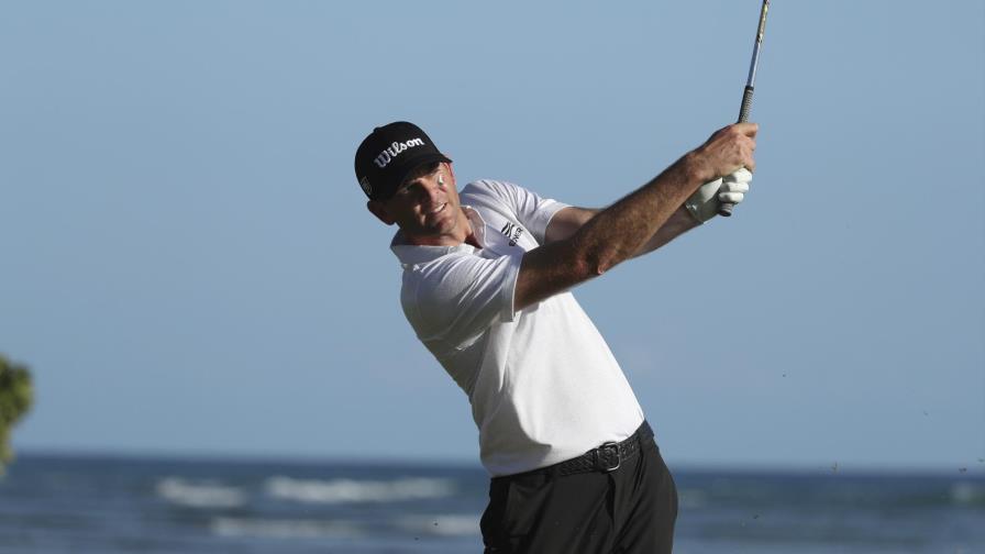 Steele, nuevo líder en Honolulu; Niemann es 2do