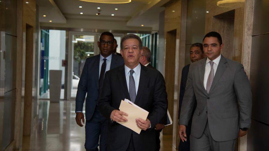 Apoderan al Tribunal Constitucional de recurso que podría habilitar a Leonel Fernández 