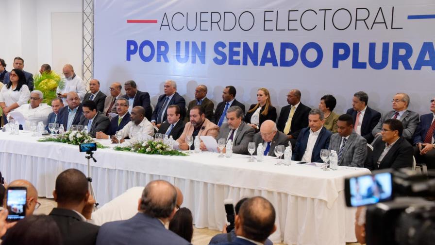 Partidos negocian pactos hasta última hora; hoy deben formalizar las alianzas Partidos negocian pactos hasta última hora; hoy deben formalizar las alianzas