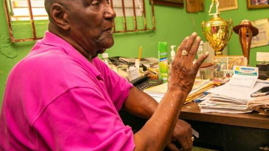 Rico Carty espera para ser sometido a cirugía en rodilla izquierda