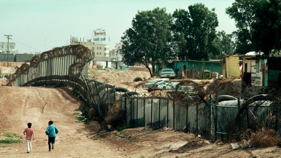 Un niño de 9 años muere en la frontera de EE.UU. con México