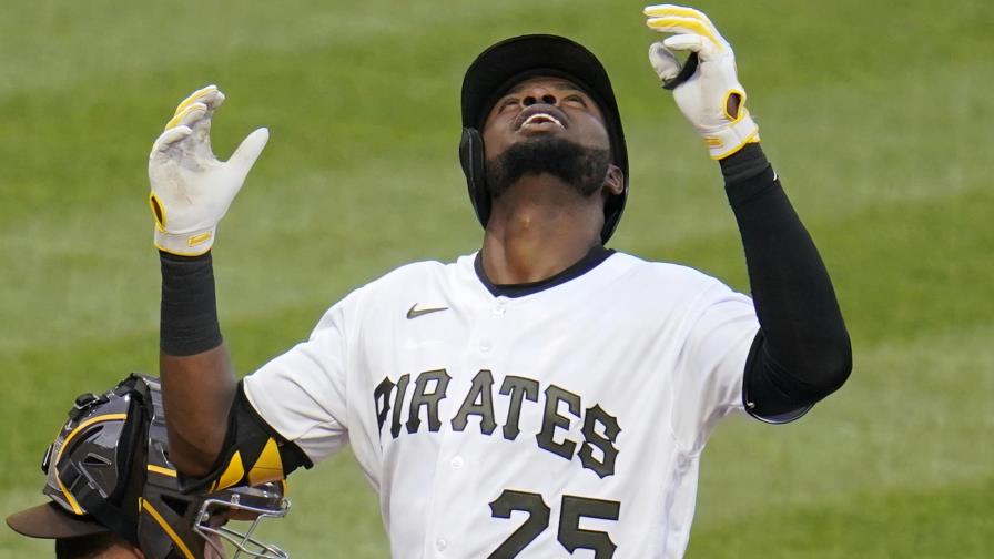Polanco pega jonrón y Piratas vencen 5-1 a Padres