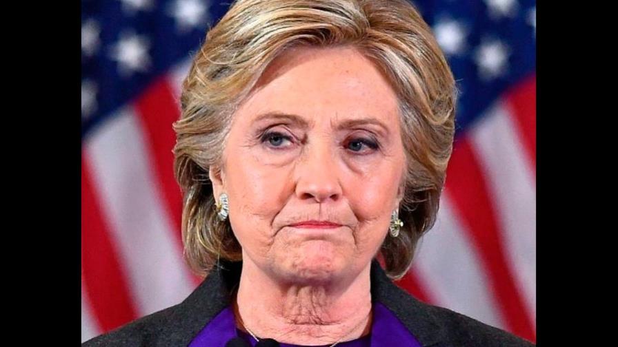 Hillary Clinton pide que países acojan a afganos evacuados como refugiados
