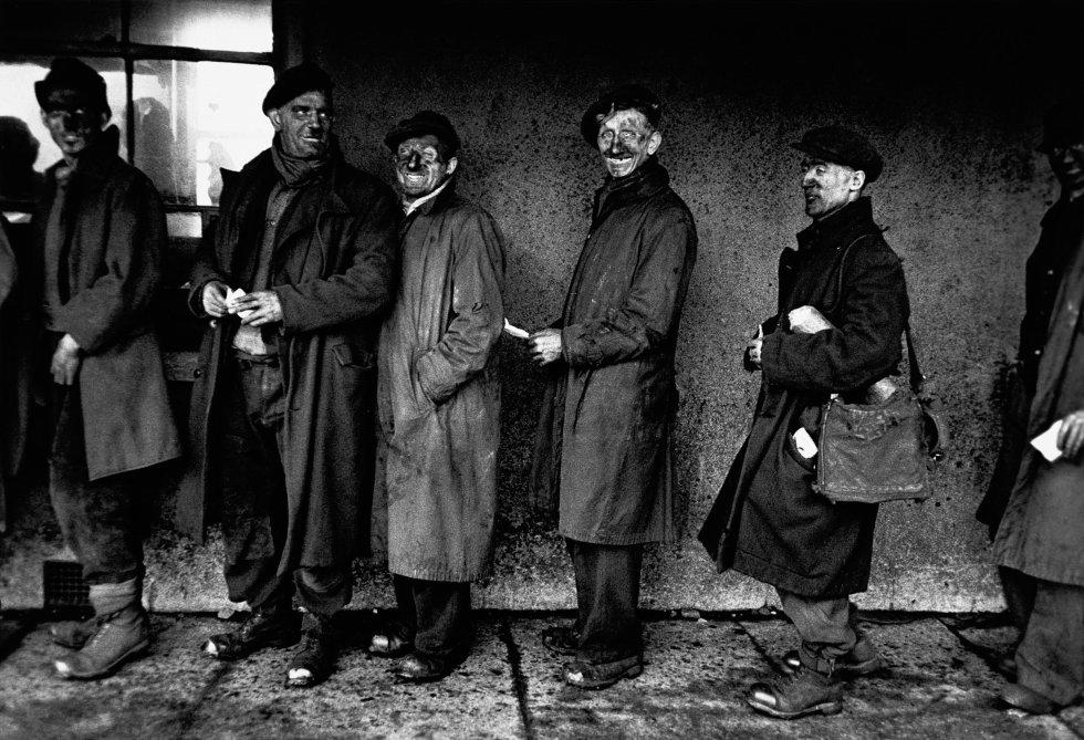 Welsh Miners, 1953. Del libro London / Wales, 2007