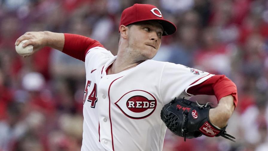 Rojos vencen 5-3 a Marlins; Gray sólo permite 1 hit de Miami