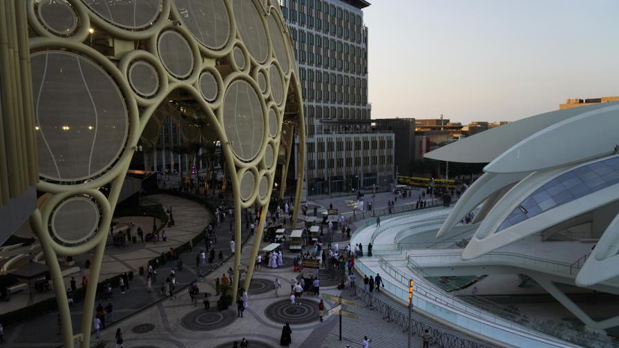 Expo 2020 de Dubái admite muerte de trabajadores en obras
