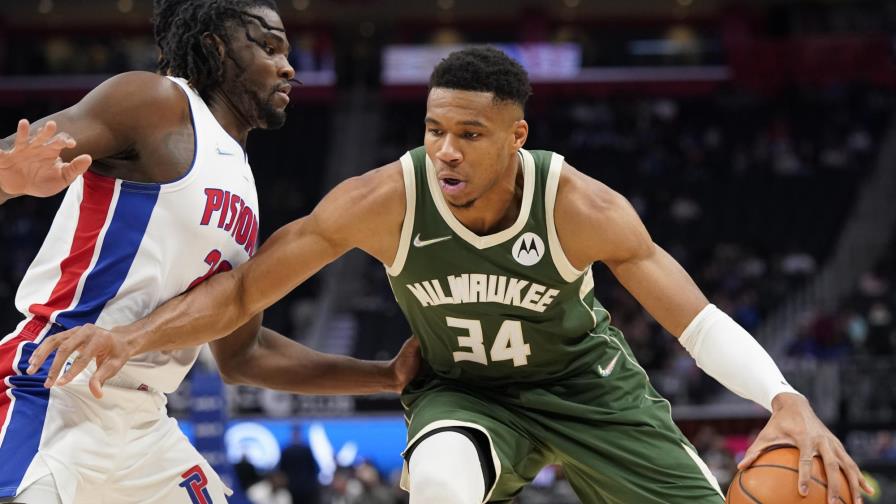 Bucks les pasan por encima a Pistons