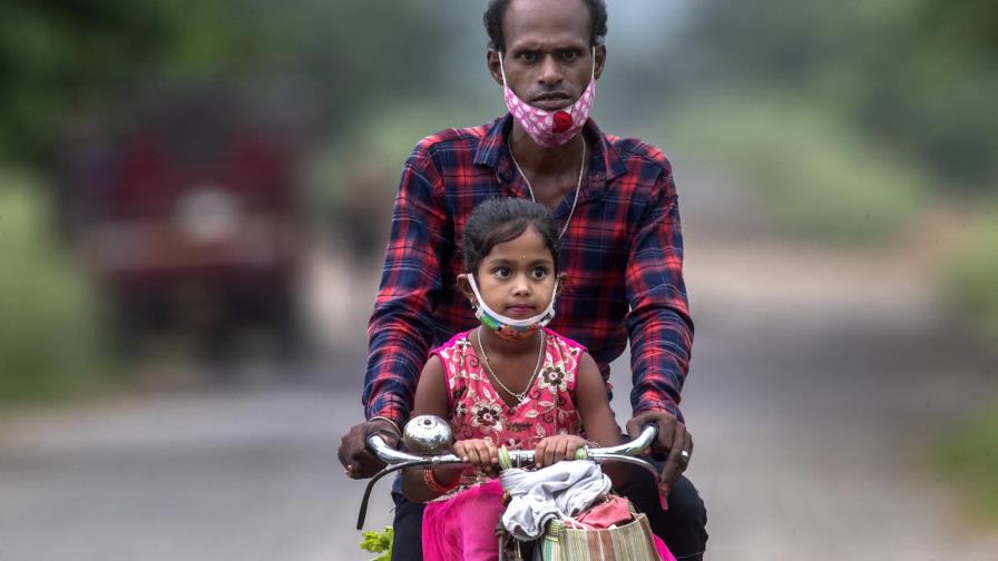 India ofrecerá vacunas contra el COVID-19 a todo adulto