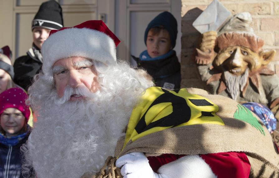 Santa Claus contestará miles de cartas de Navidad