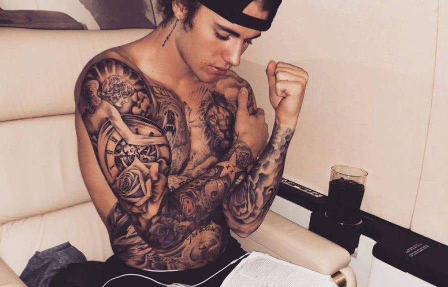 Video | Justin Bieber se deshace de todos sus tatuajes para su nuevo videoclip 