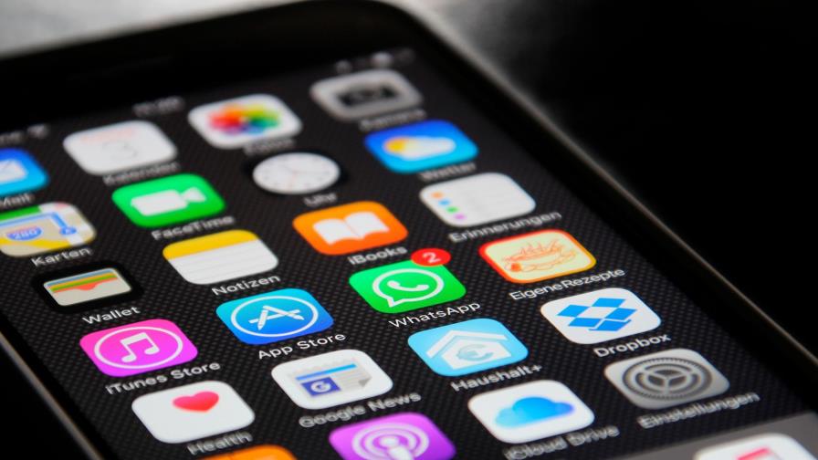 Cómo felicitar por Navidad a todos tus contactos de WhatsApp con un solo mensaje 