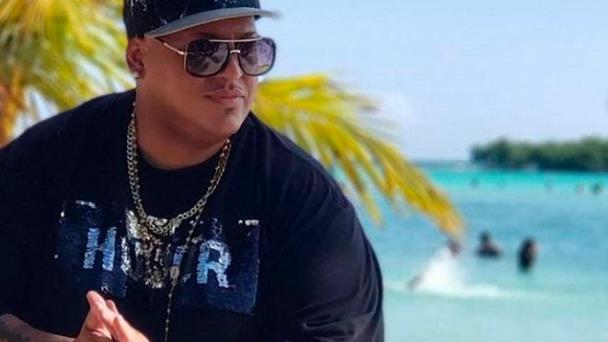 Informan el fallecimiento de Sandy, exintegrante Sandy y Papo