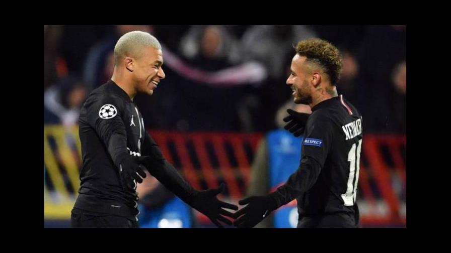 PSG dona 100.000 euros al Socorro Popular Francés