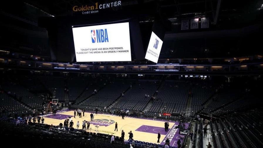 Mayoría de managers NBA apuesta por reanudar la temporada con los playoffs 